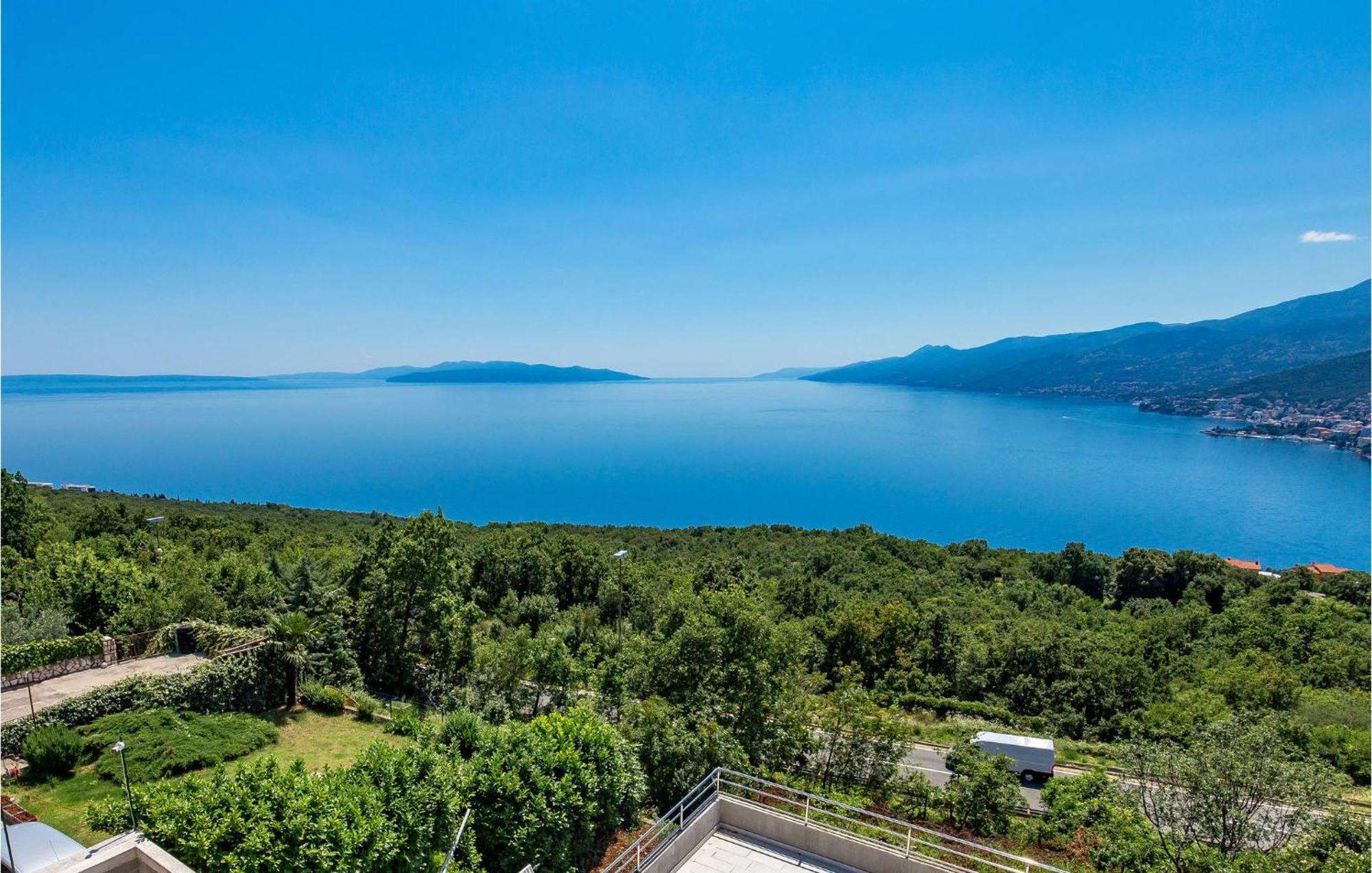 2 Bedroom Amazing Apartment In Rijeka Zewnętrze zdjęcie